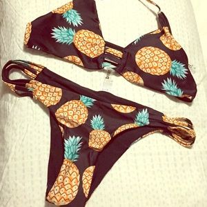 Small pineapple bikini